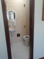 Conjunto Comercial Santa Quitéria Curitiba - Av. Pres. Arthur S. Bernardes 801