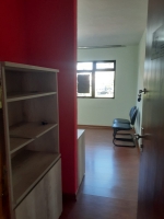 Conjunto Comercial Santa Quitéria Curitiba - Av. Pres. Arthur S. Bernardes 801